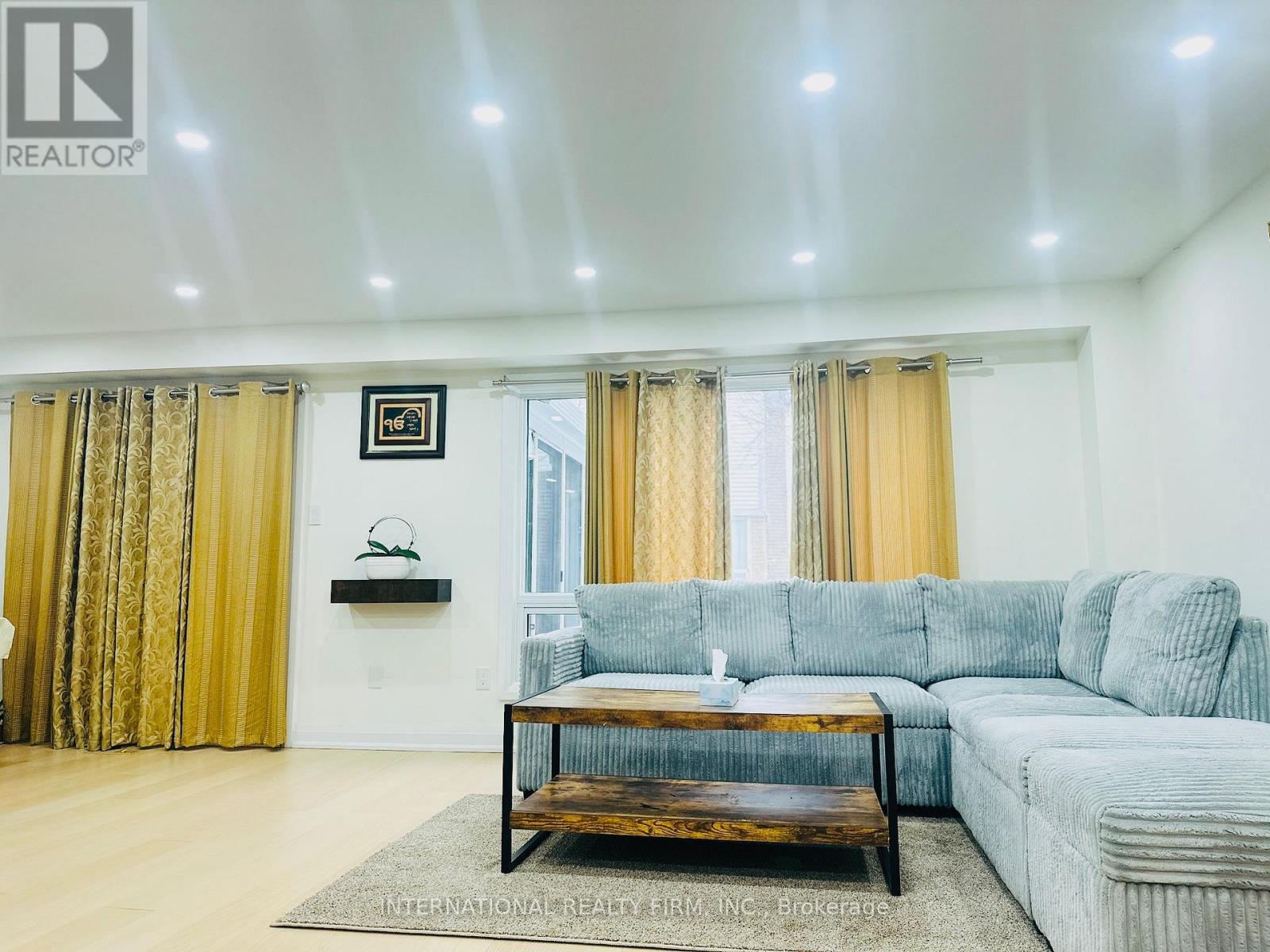 4 Joshua Court, Brampton, Ontario  L6S 3W4 - Photo 11 - W12825422