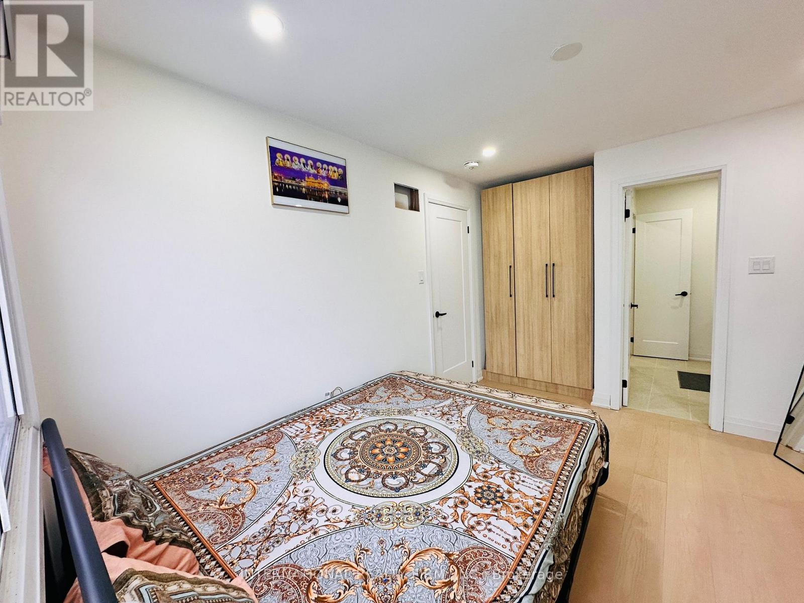 4 Joshua Court, Brampton, Ontario  L6S 3W4 - Photo 21 - W12825422