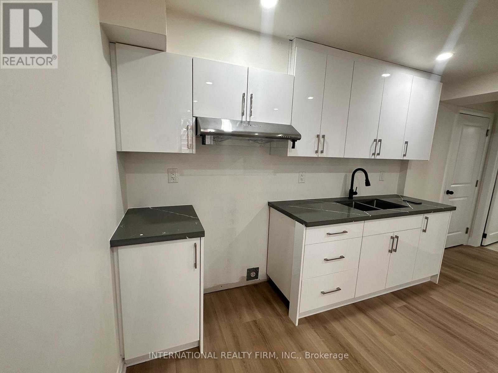 4 Joshua Court, Brampton, Ontario  L6S 3W4 - Photo 34 - W12825422