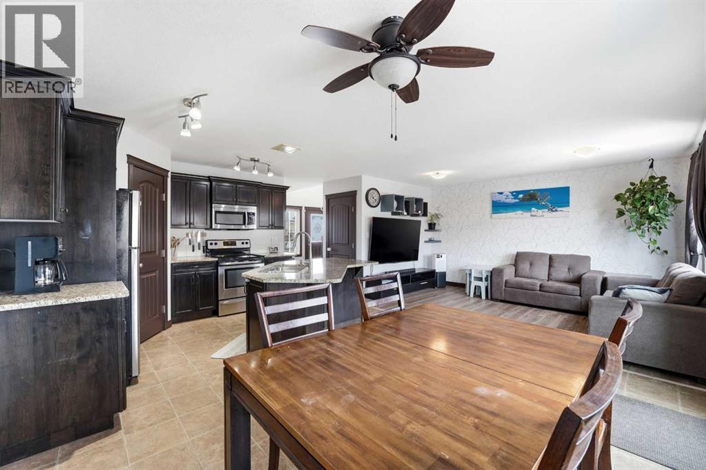 20 Almond Crescent, Blackfalds, Alberta  T4M 0J6 - Photo 12 - A2288224