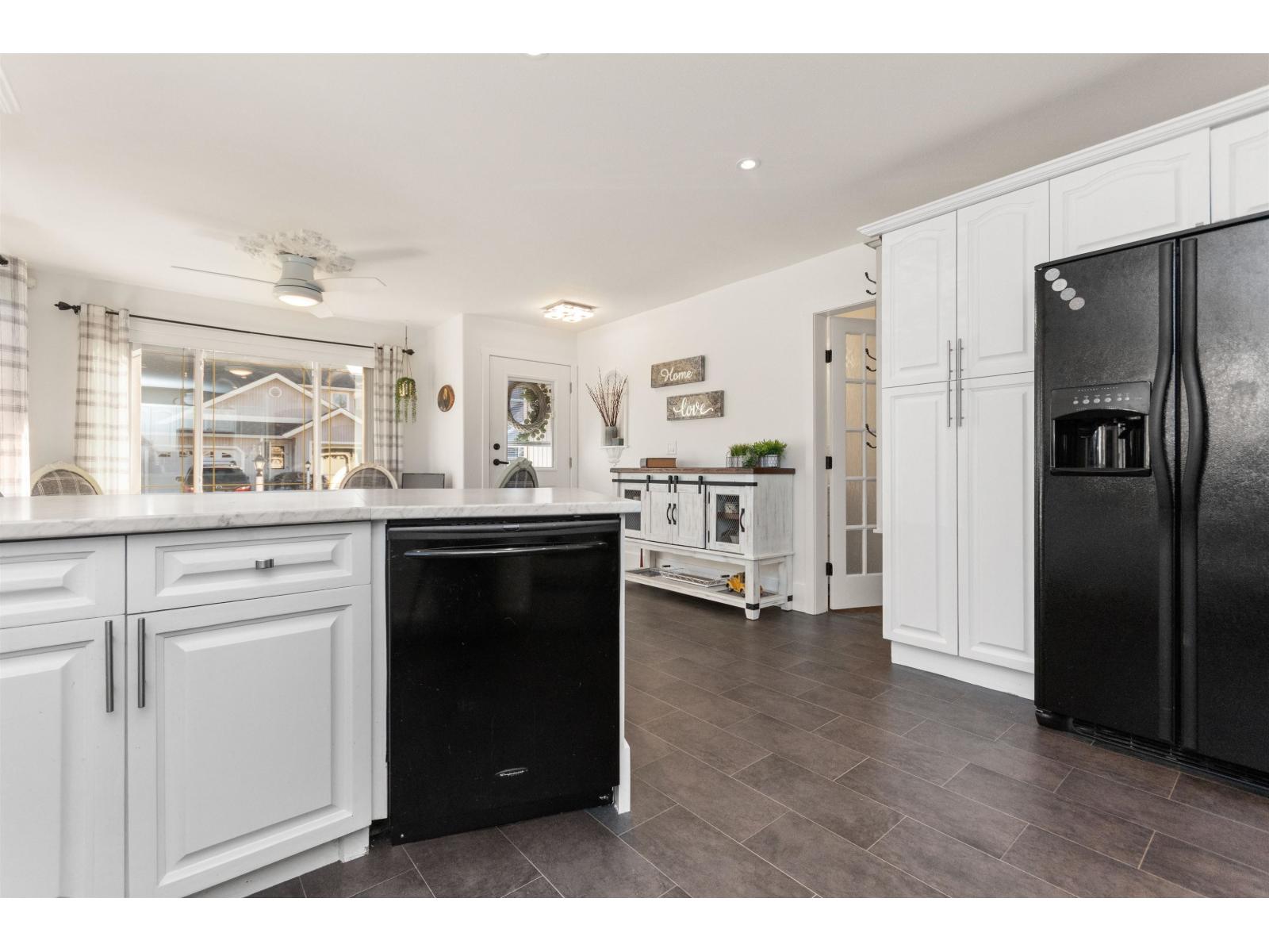 7 8979 Broadway Street, Chilliwack Proper South, Chilliwack, British Columbia  V2P 5V9 - Photo 9 - R3093904