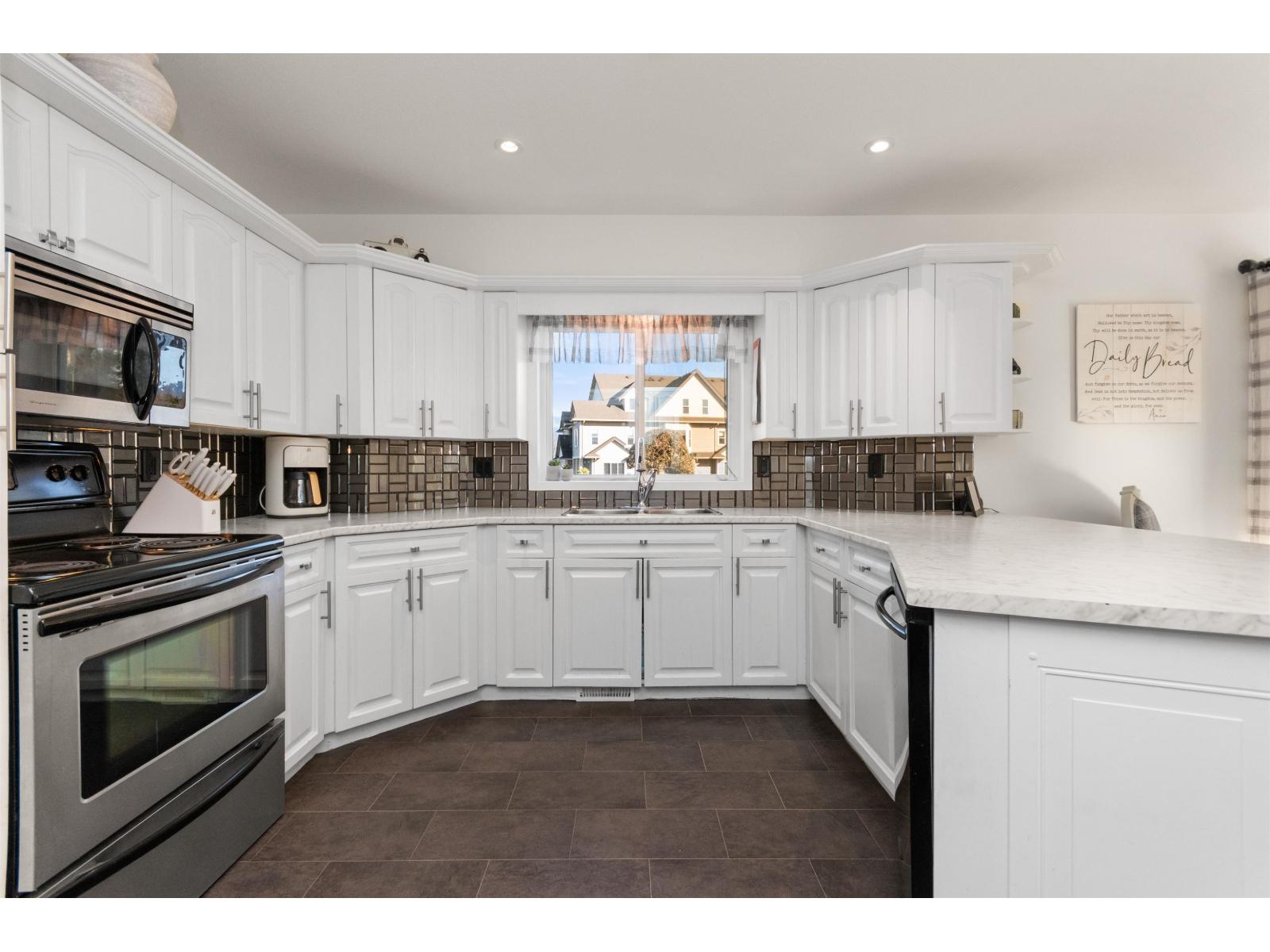 7 8979 Broadway Street, Chilliwack Proper South, Chilliwack, British Columbia  V2P 5V9 - Photo 7 - R3093904