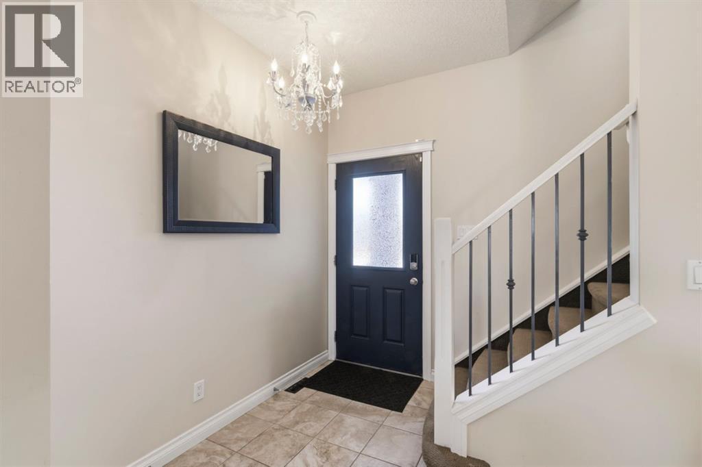 729 Hampton Hills Drive Ne, High River, Alberta  T1V 0E6 - Photo 3 - A2288169