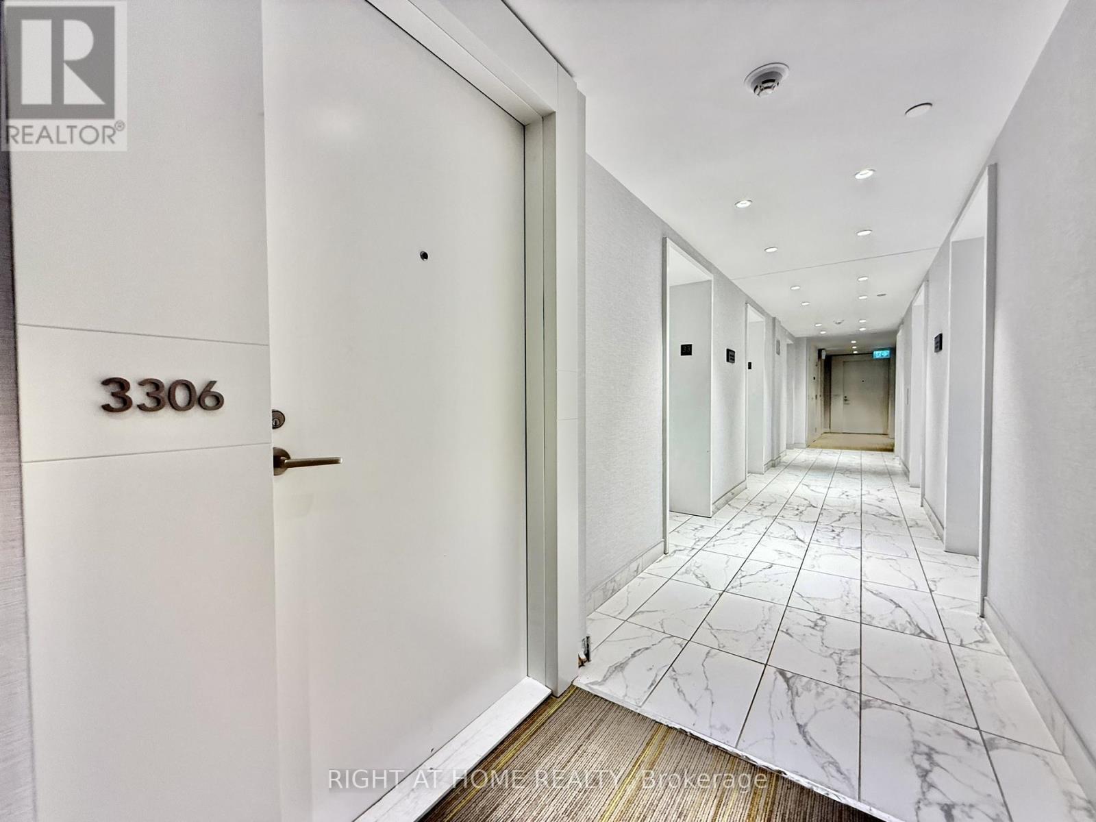 3306 - 238 Simcoe Street, Toronto, Ontario  M5T 0E2 - Photo 16 - C12821532