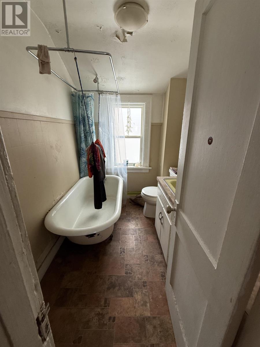329 Grenville Ave, Thunder Bay, Ontario  P7A 2B3 - Photo 28 - TB2600305