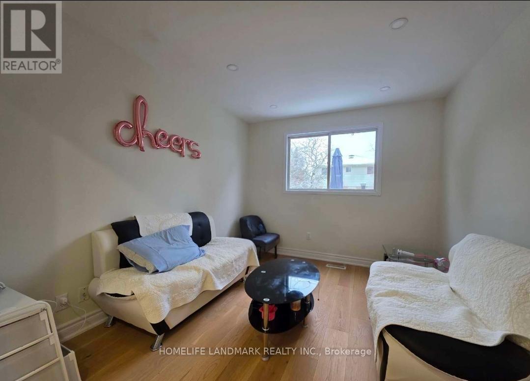 16 Redcastle Crescent, Georgina, Ontario  L4P 3M1 - Photo 5 - N12825414