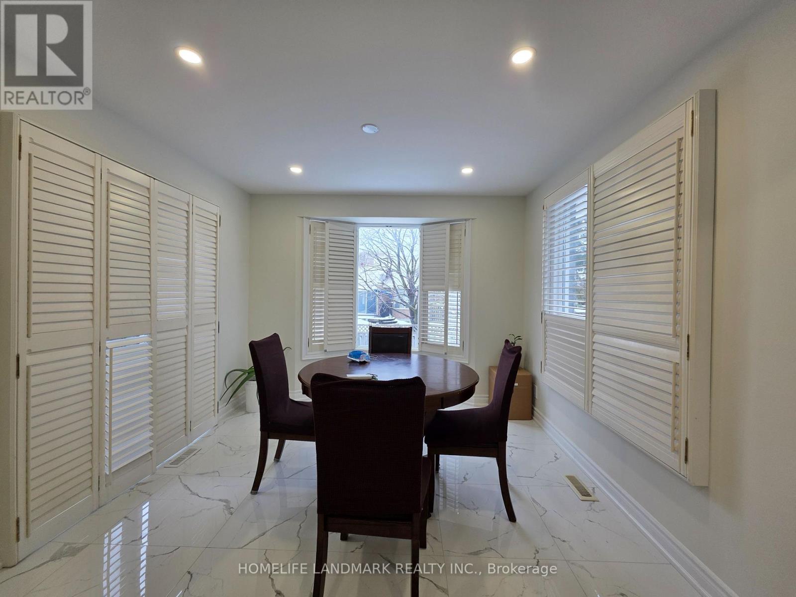 16 Redcastle Crescent, Georgina, Ontario  L4P 3M1 - Photo 6 - N12825414