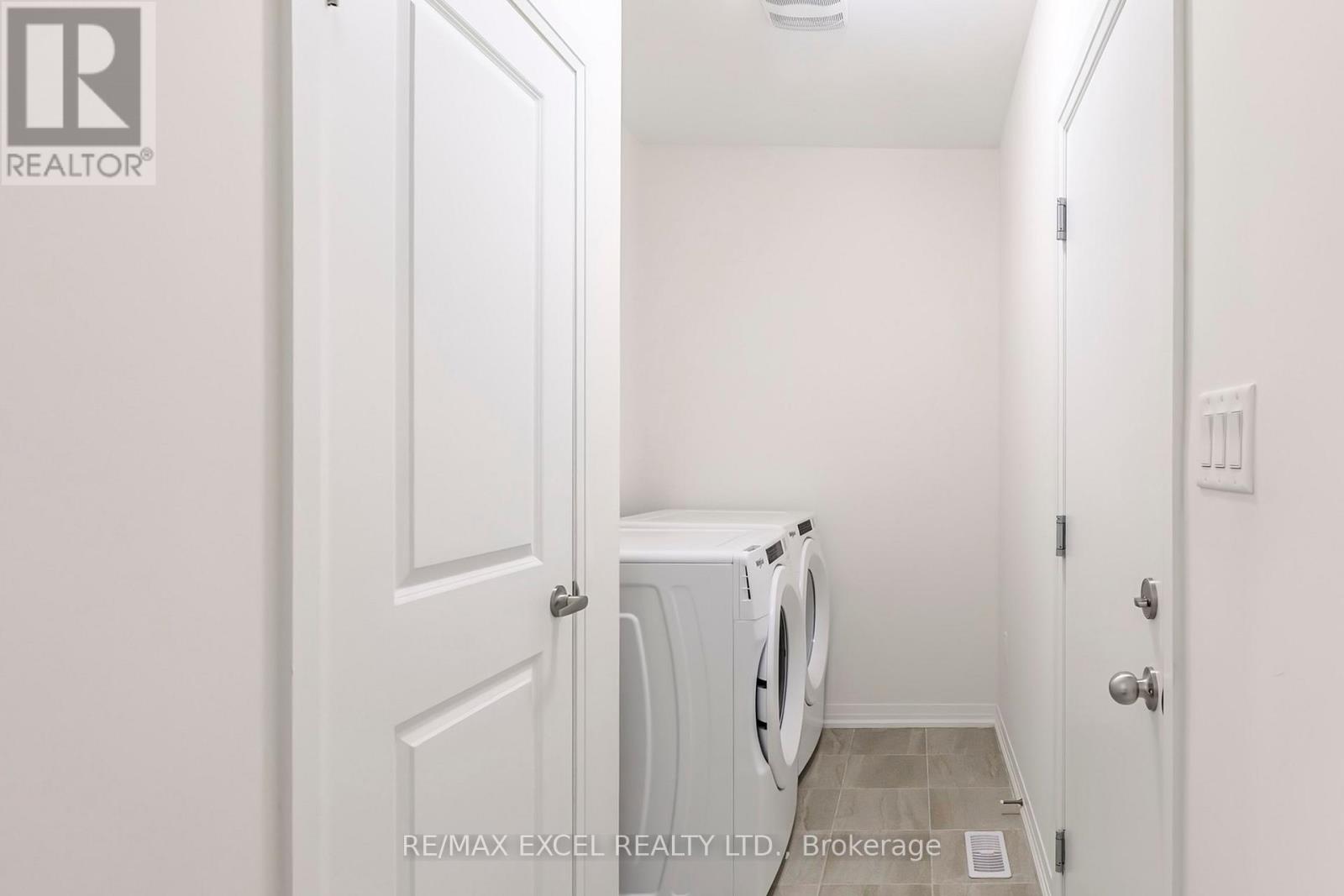 2614 Hibiscus Drive, Pickering, Ontario  L1X 0L8 - Photo 21 - E12825440