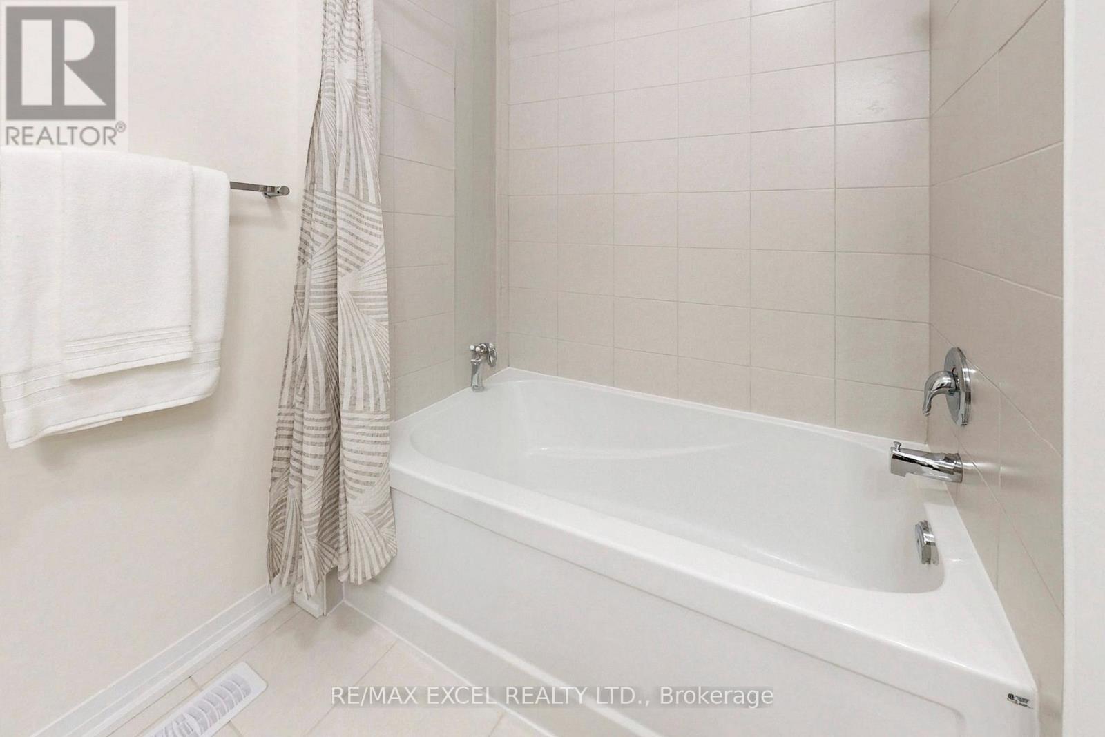 2614 Hibiscus Drive, Pickering, Ontario  L1X 0L8 - Photo 39 - E12825440