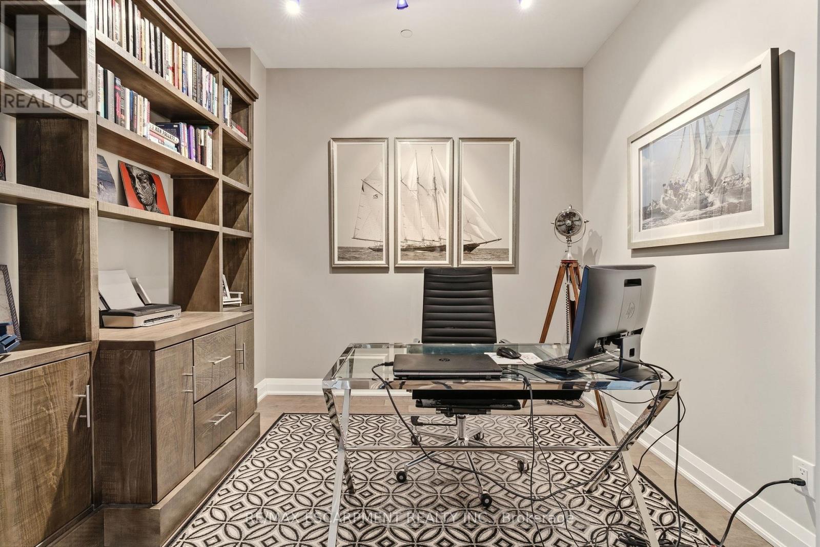 703 - 11 Bronte Road, Oakville, Ontario  L6L 0E1 - Photo 16 - W12825436