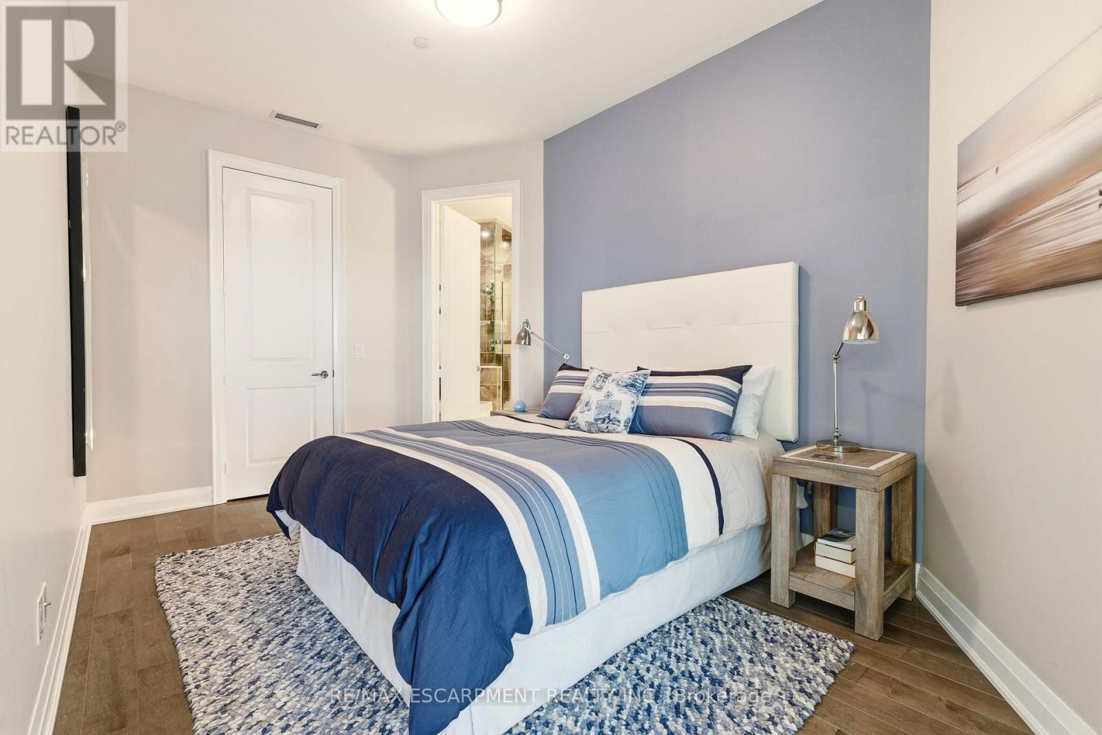 703 - 11 Bronte Road, Oakville, Ontario  L6L 0E1 - Photo 23 - W12825436