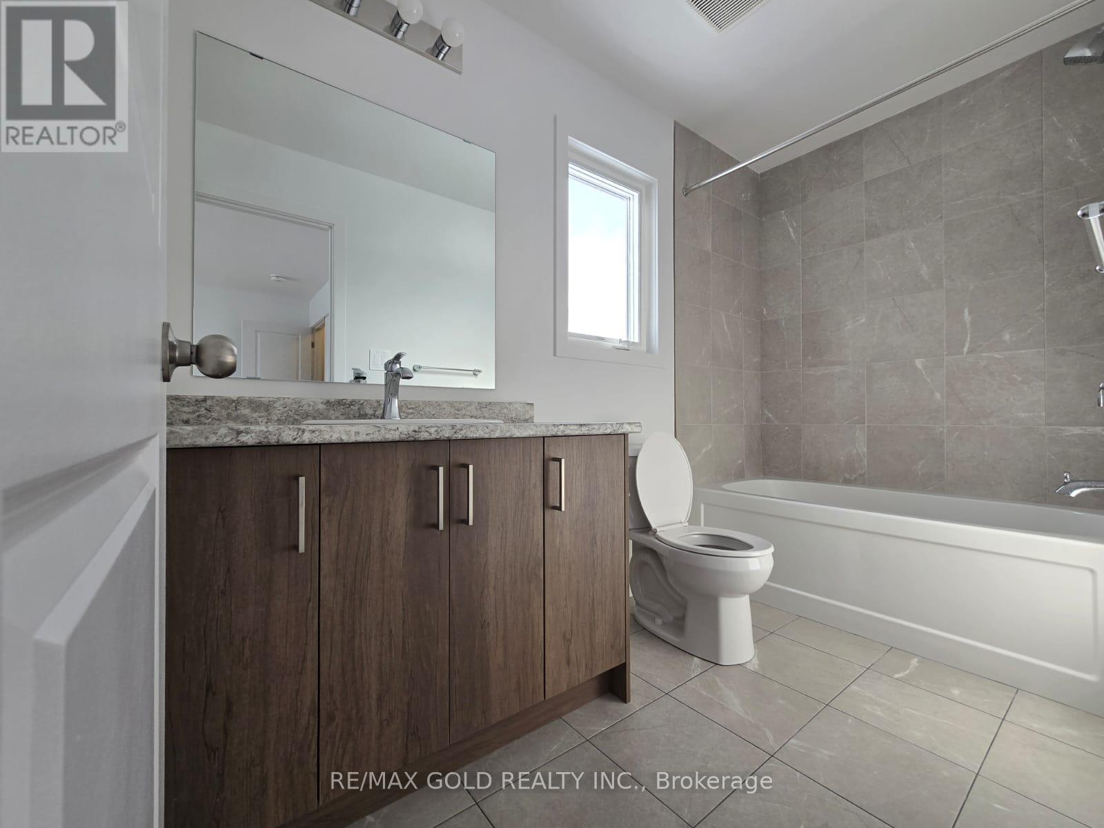 14 Red Oak Common, Cambridge, Ontario  N1S 0G3 - Photo 7 - X12825412