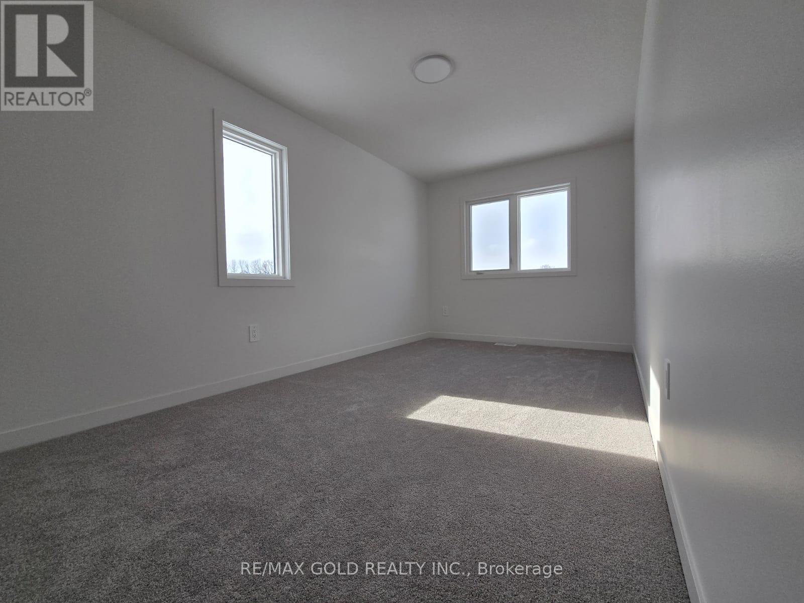 14 Red Oak Common, Cambridge, Ontario  N1S 0G3 - Photo 10 - X12825412