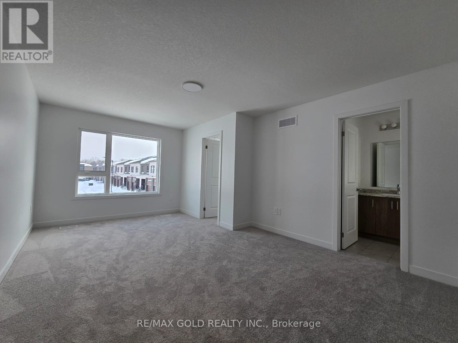 14 Red Oak Common, Cambridge, Ontario  N1S 0G3 - Photo 8 - X12825412