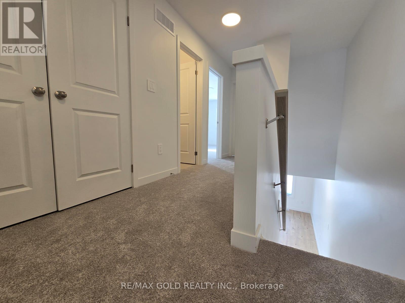 14 Red Oak Common, Cambridge, Ontario  N1S 0G3 - Photo 11 - X12825412