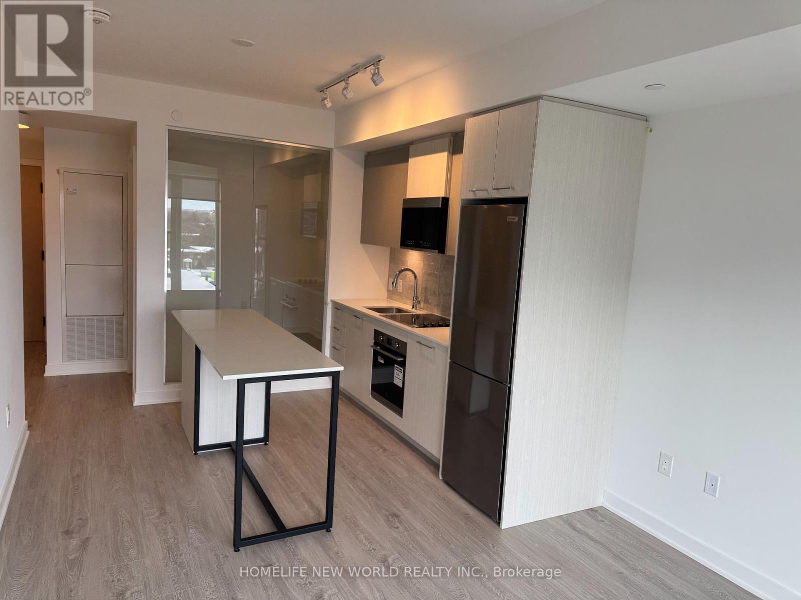 N0563 - 30 Dreamers Way, Toronto, Ontario  M5A 0Y7 - Photo 4 - C12825488