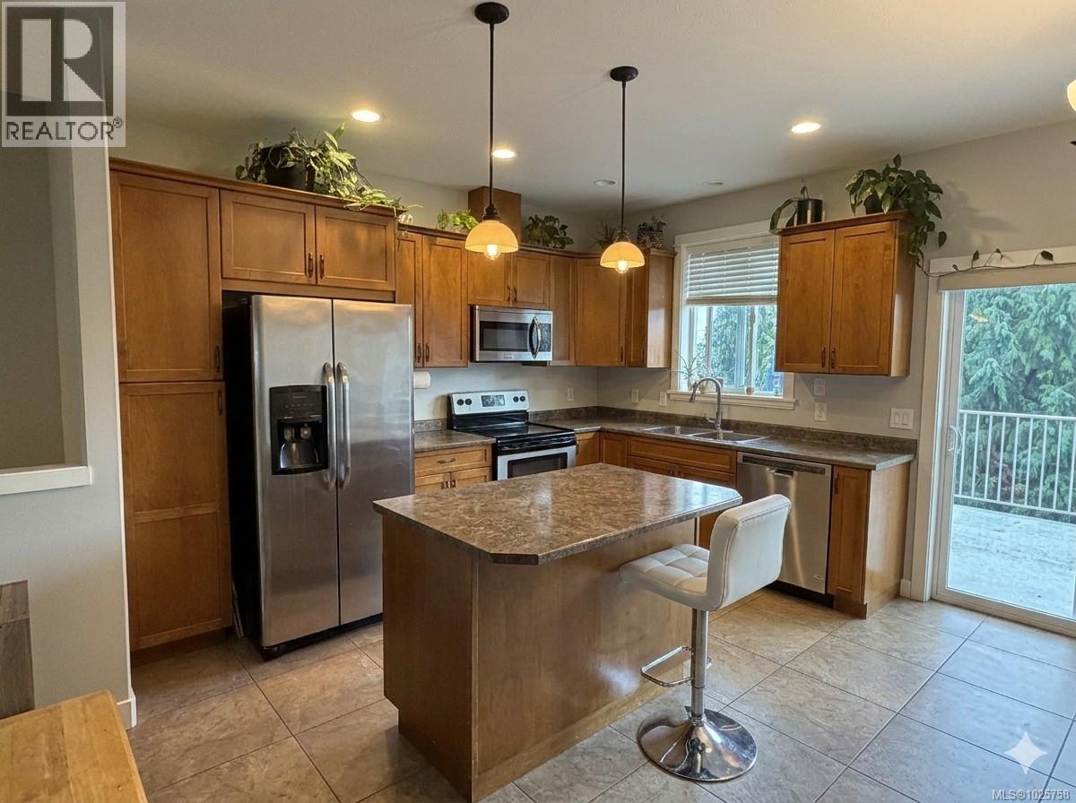 2767 Alder St S, Campbell River, British Columbia  V9H 1S1 - Photo 5 - 1025758