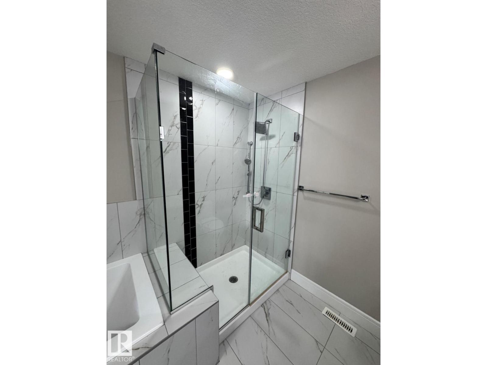 8729 Mayday Ln Sw, Edmonton, Alberta  T6X 2L3 - Photo 16 - E4475075