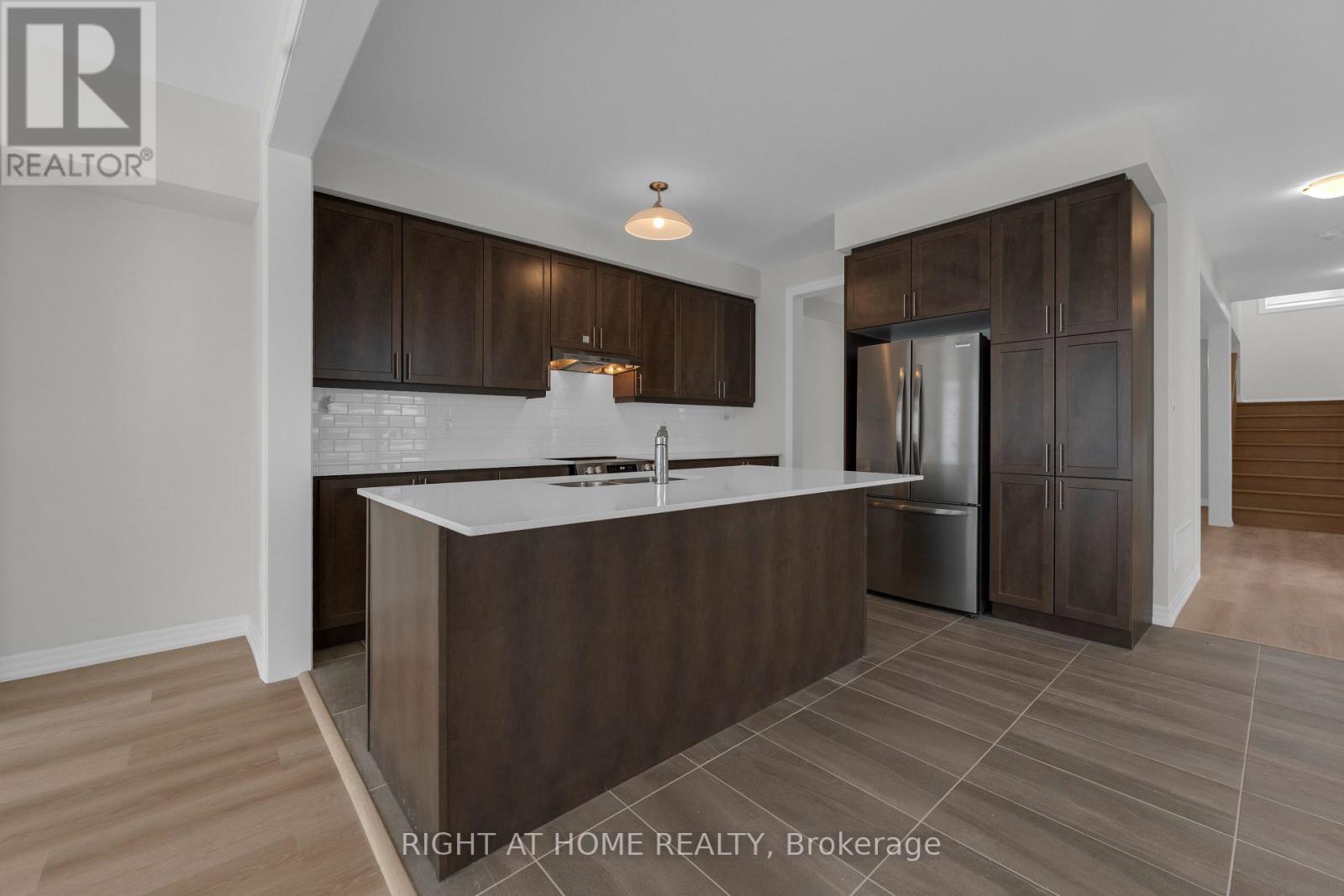 2420 Bushnell Street, Oshawa (Kedron), Ontario  L1L 0X3 - Photo 13 - E12825466