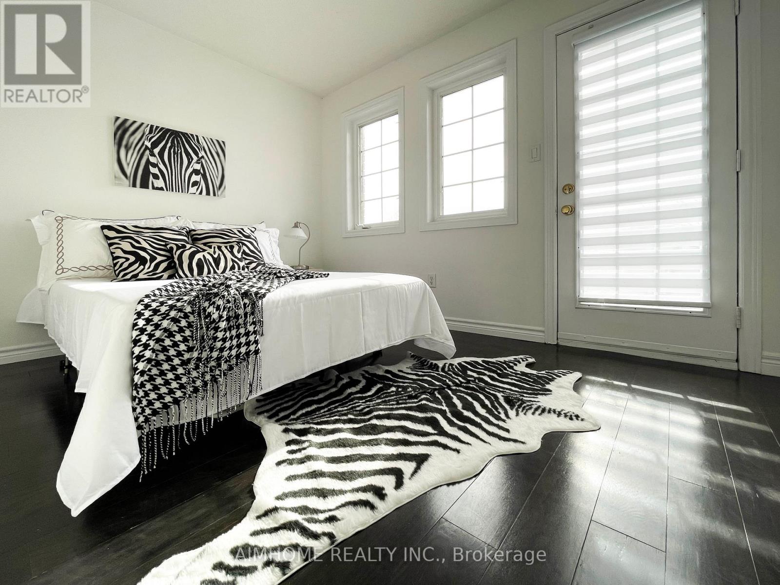 101 Grand Oak Drive E, Richmond Hill, Ontario  L4E 4A1 - Photo 24 - N12825476