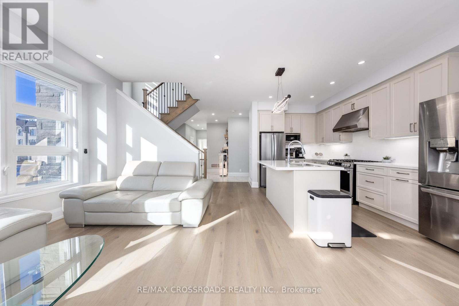 15 Percy Rye Avenue, Markham, Ontario  L6C 3K1 - Photo 12 - N12825512