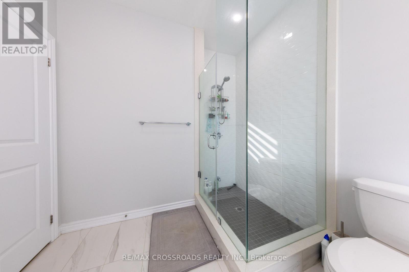 15 Percy Rye Avenue, Markham, Ontario  L6C 3K1 - Photo 24 - N12825512