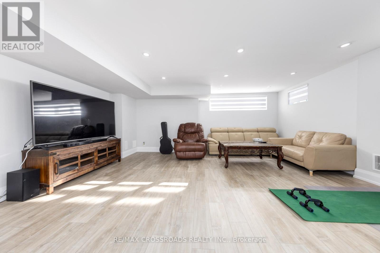 15 Percy Rye Avenue, Markham, Ontario  L6C 3K1 - Photo 37 - N12825512