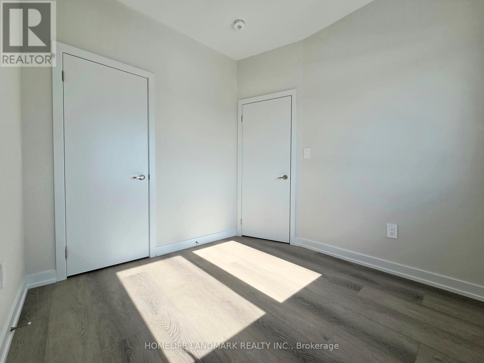 29 Victor Metcalf Lane, Richmond Hill, Ontario  L4B 0J4 - Photo 14 - N12810296