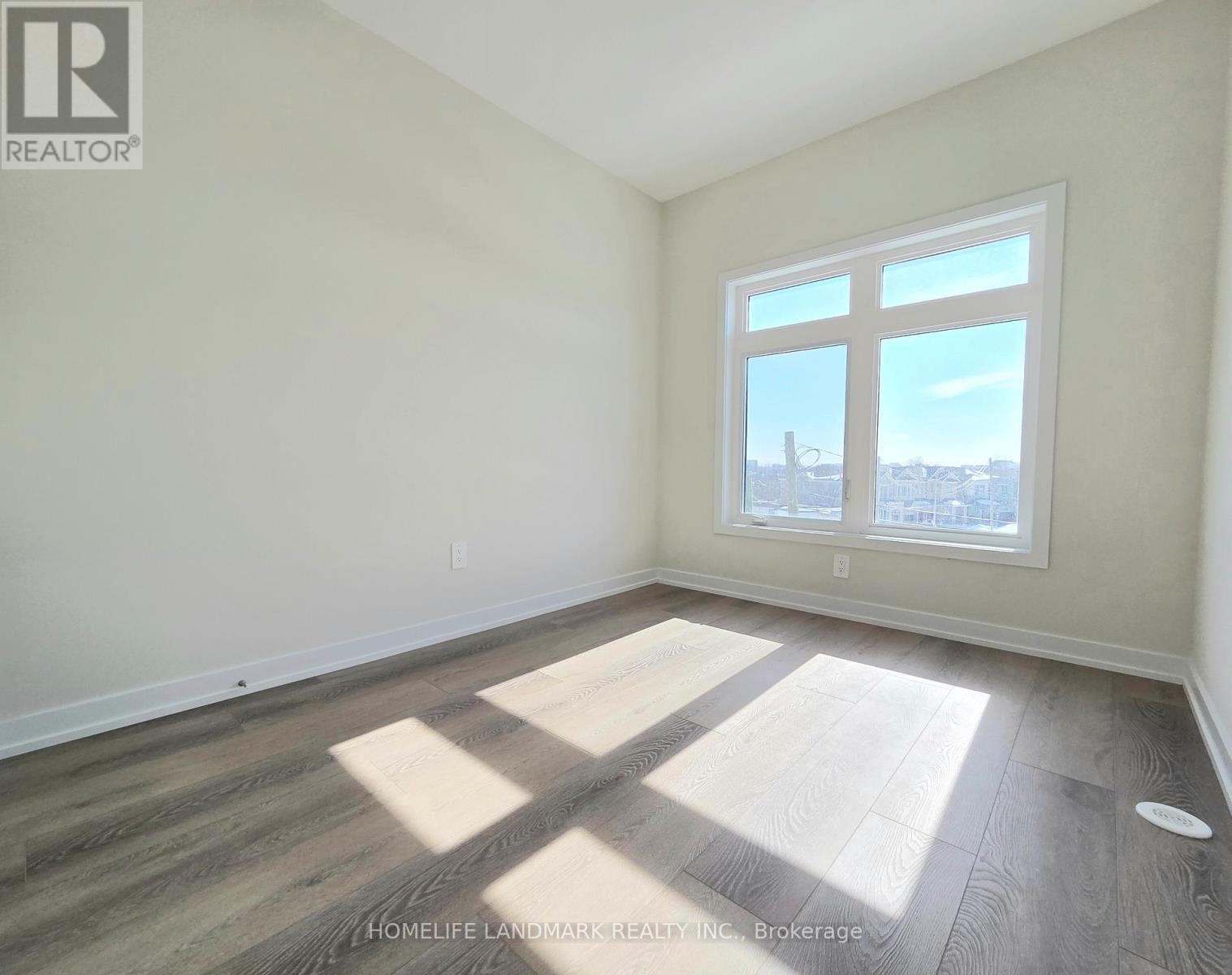 29 Victor Metcalf Lane, Richmond Hill, Ontario  L4B 0J4 - Photo 13 - N12810296