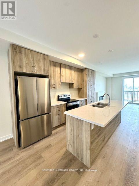 29 Victor Metcalf Lane, Richmond Hill, Ontario  L4B 0J4 - Photo 5 - N12810296