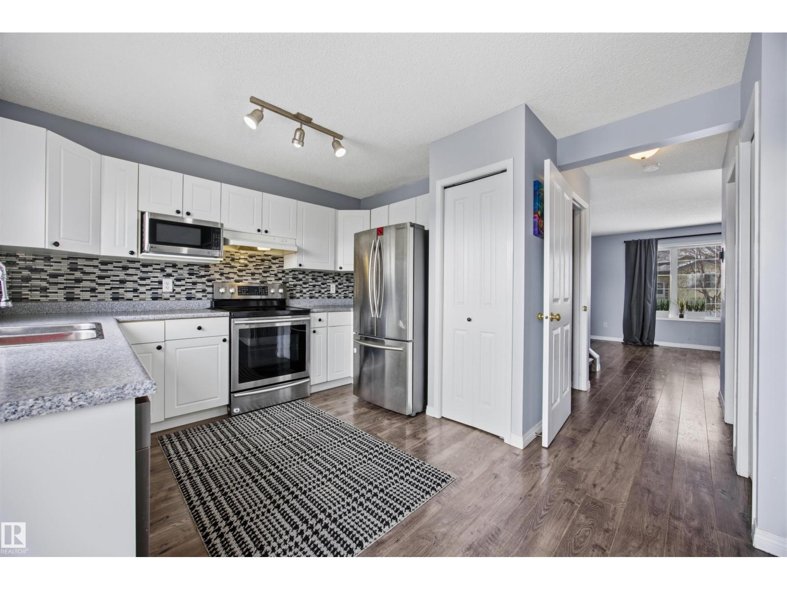 2103 36 Av Nw Nw, Edmonton, Alberta  T6T 1S3 - Photo 12 - E4475076