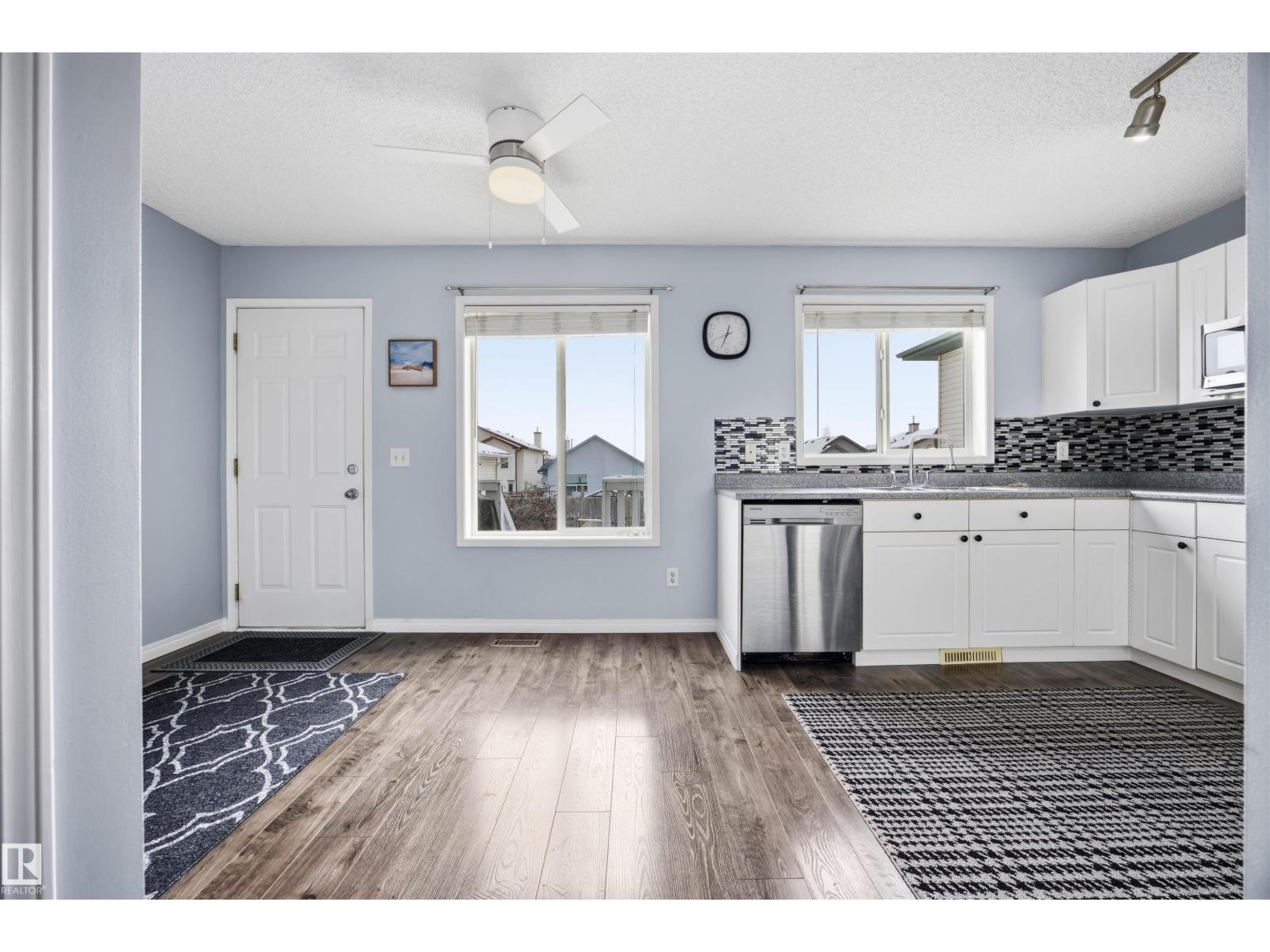 2103 36 Av Nw Nw, Edmonton, Alberta  T6T 1S3 - Photo 9 - E4475076