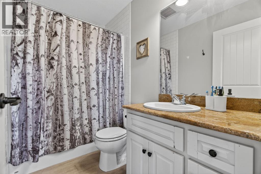 208 Cimarron Drive, Okotoks, Alberta  T1S 0A7 - Photo 23 - A2285179