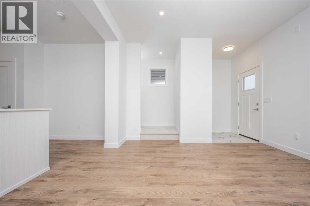 1020 West Lakeview Drive, Chestermere, Alberta T1X 2T3 - Photo 15 - A2286457