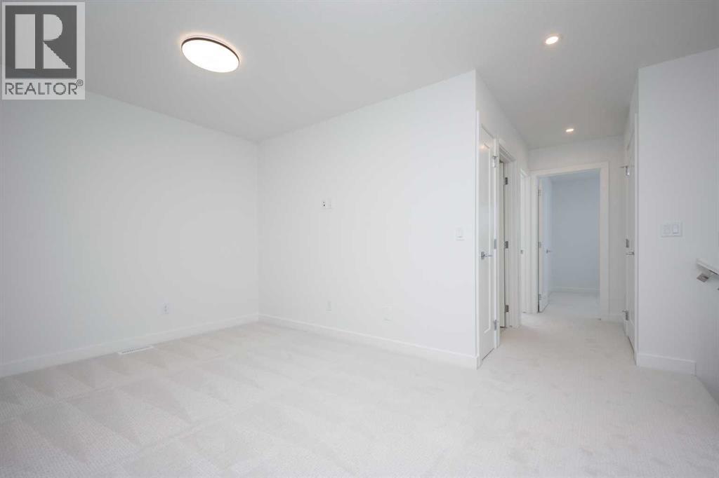 1020 West Lakeview Drive, Chestermere, Alberta T1X 2T3 - Photo 23 - A2286457