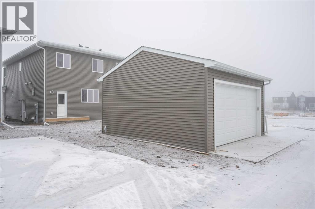 1020 West Lakeview Drive, Chestermere, Alberta T1X 2T3 - Photo 41 - A2286457