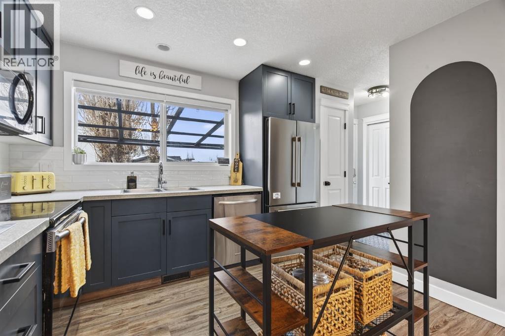 43 Drake Landing Common, Okotoks, Alberta  T1S 2M4 - Photo 21 - A2288346