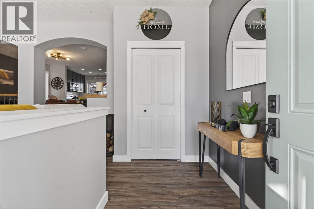 43 Drake Landing Common, Okotoks, Alberta  T1S 2M4 - Photo 4 - A2288346