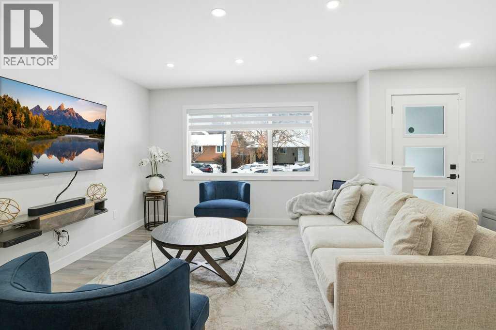 3 Kentish Drive SW, Calgary, Alberta