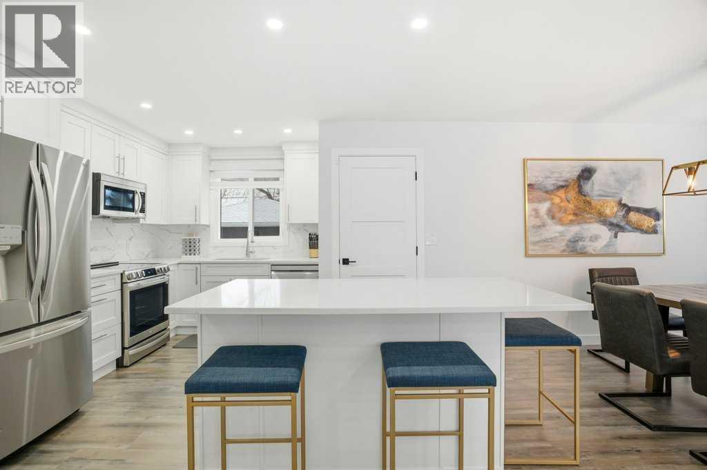 3 Kentish Drive Sw, Calgary, Alberta  T2V 2L4 - Photo 3 - A2286841