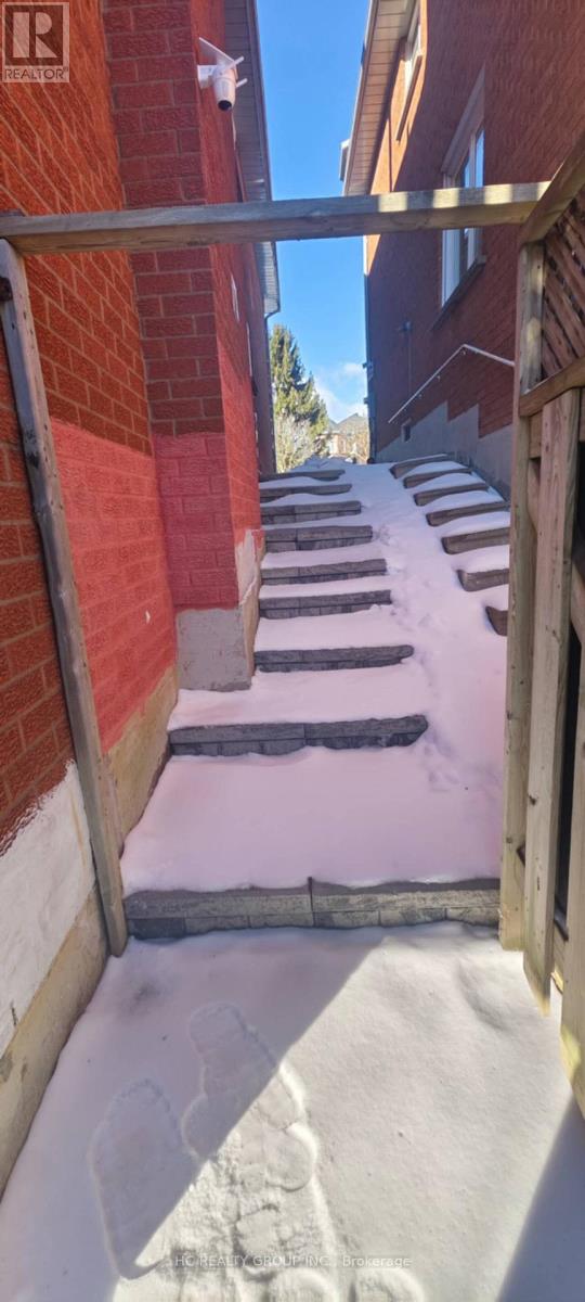 Basement 4 Pine Bough Manor, Richmond Hill, Ontario  L4S 1A4 - Photo 28 - N12825530