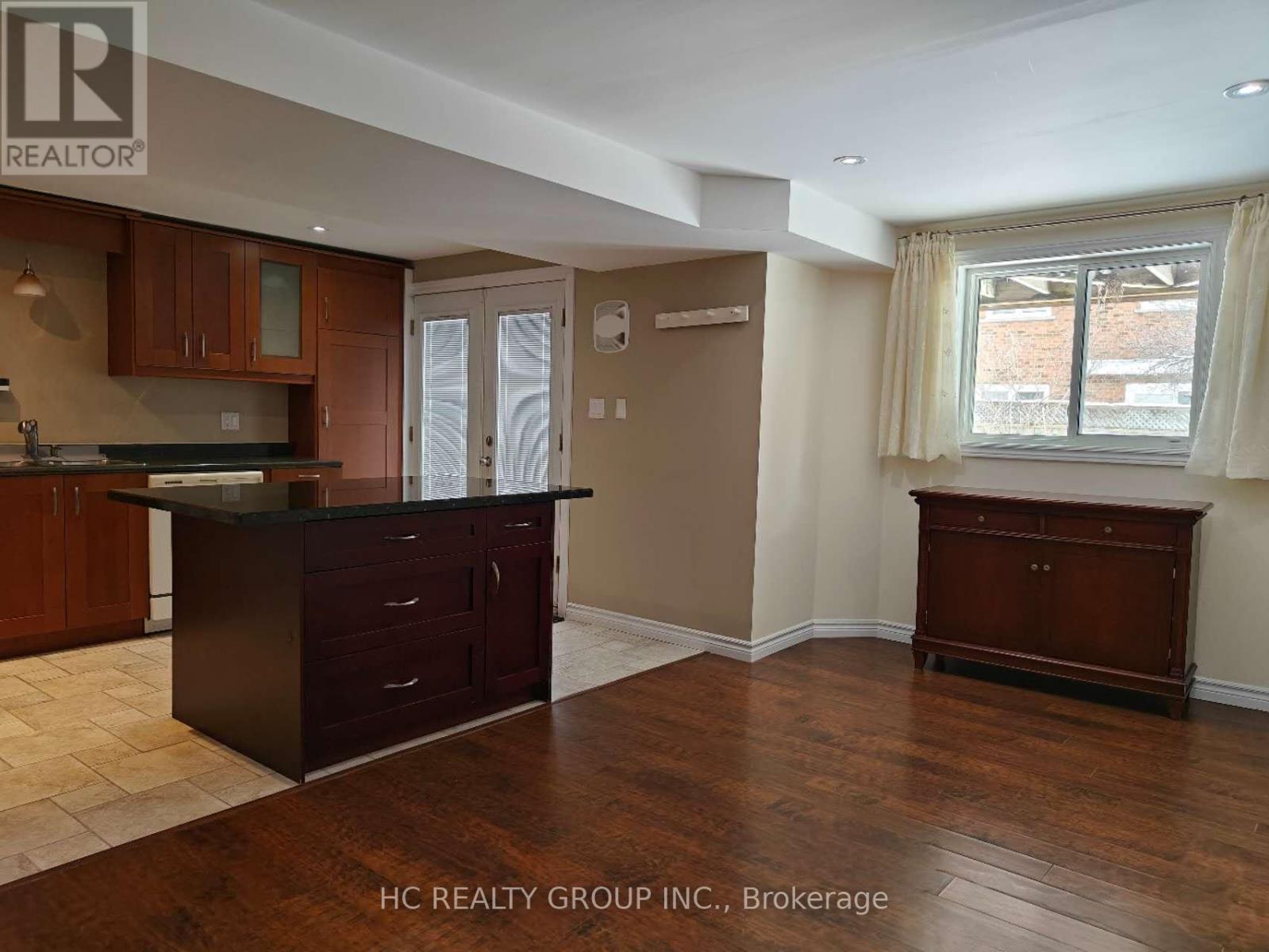 Basement 4 Pine Bough Manor, Richmond Hill, Ontario  L4S 1A4 - Photo 4 - N12825530