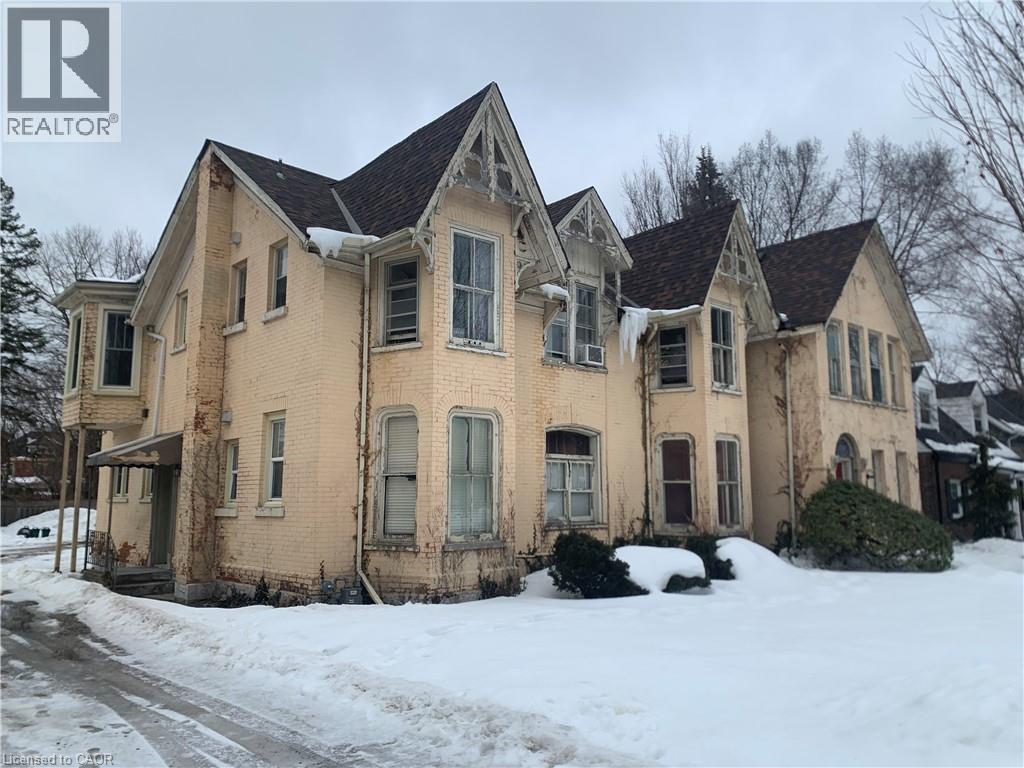 34 Oak Street, Cambridge, Ontario  N1R 4K6 - Photo 2 - 40743305