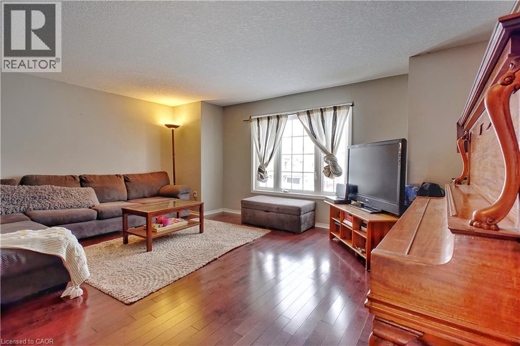 206 Westmeadow Drive, Kitchener, Ontario  N2N 3P9 - Photo 11 - 40795844
