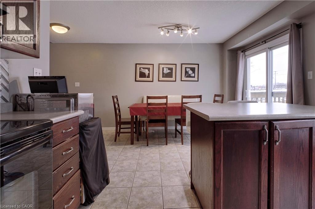 206 Westmeadow Drive, Kitchener, Ontario  N2N 3P9 - Photo 6 - 40795844
