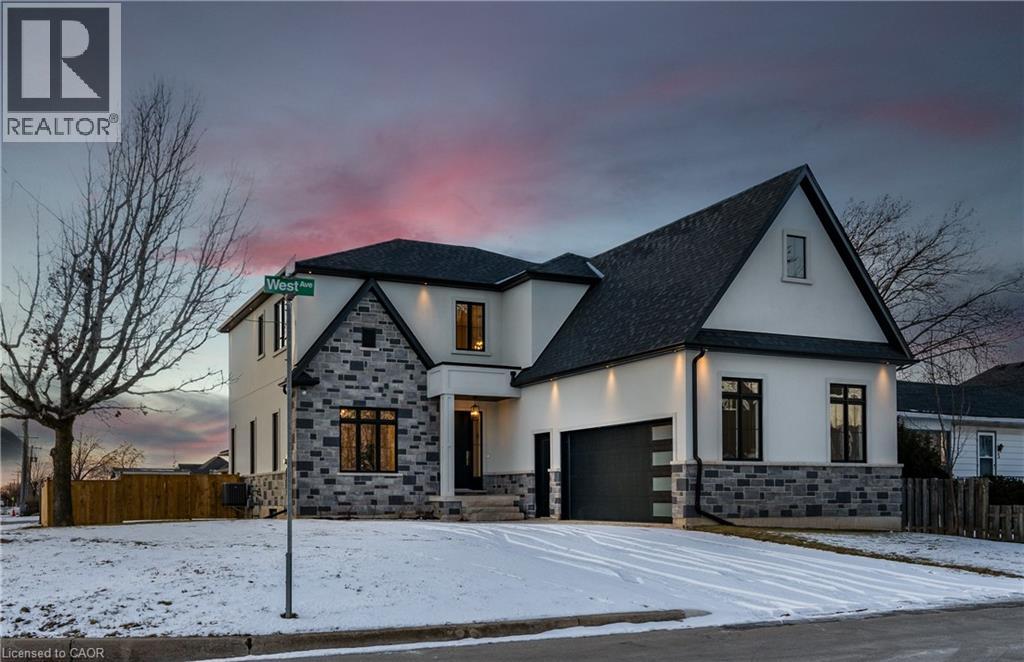 1 WEST Avenue, Winona, Ontario