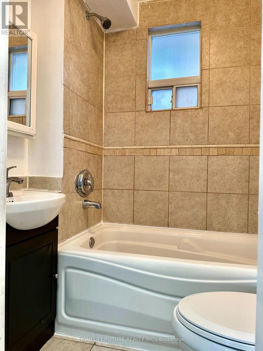 117 Harmony Avenue, Hamilton, Ontario  L8H 4Y2 - Photo 16 - X12824970