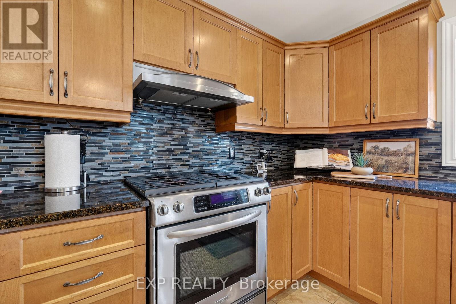 32 Olde Towne. Avenue, Russell, Ontario  K4R 0A5 - Photo 11 - X12825550