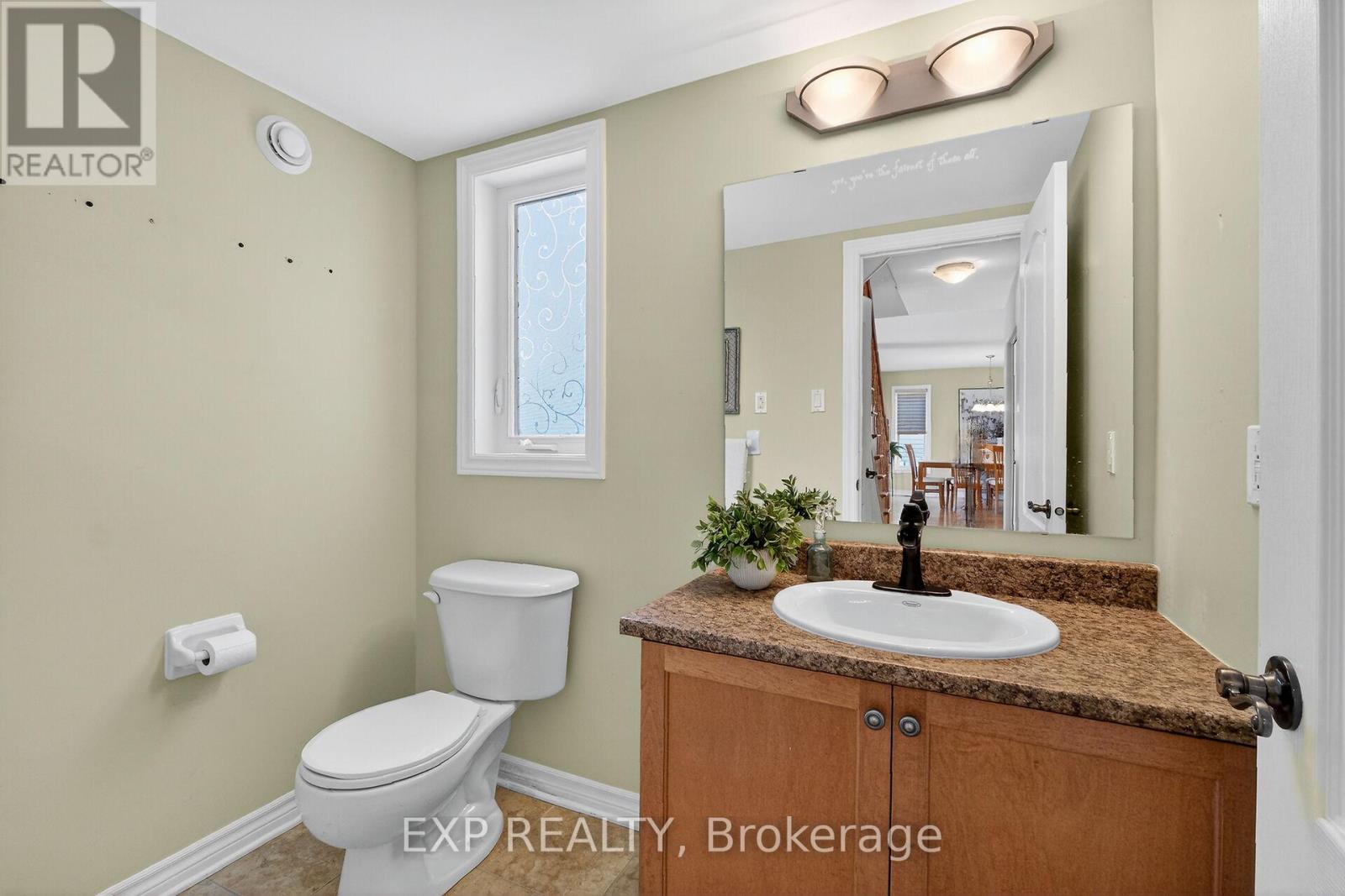 32 Olde Towne. Avenue, Russell, Ontario  K4R 0A5 - Photo 15 - X12825550