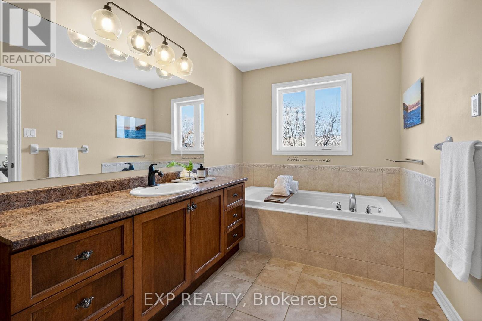 32 Olde Towne. Avenue, Russell, Ontario  K4R 0A5 - Photo 21 - X12825550